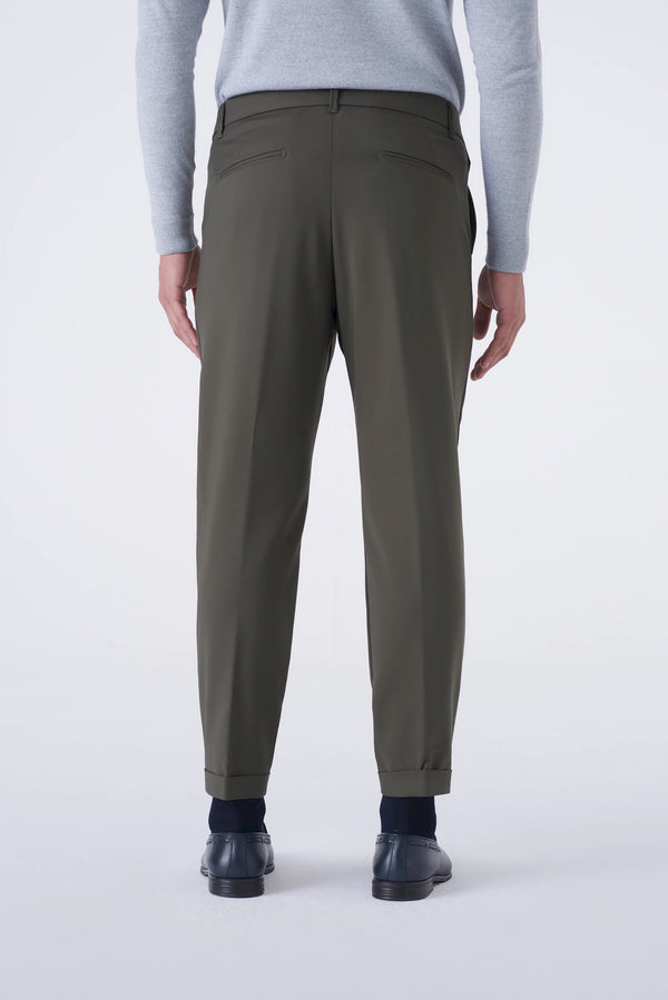 Pantaloni classici con doppia pinces